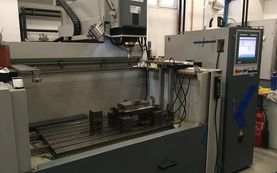 Elektroerozivní hloubička PENTA 1060 CNC